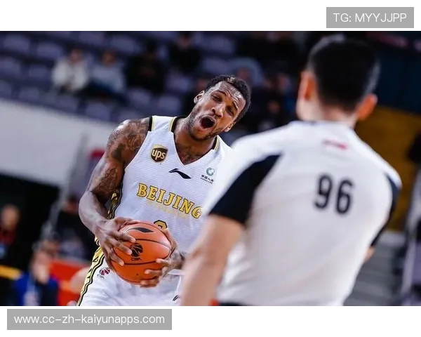 主帅可能的战术微调点评:洞察赛场的隐形利器 主帅可能的战术微调点评:洞察赛场的隐形利器